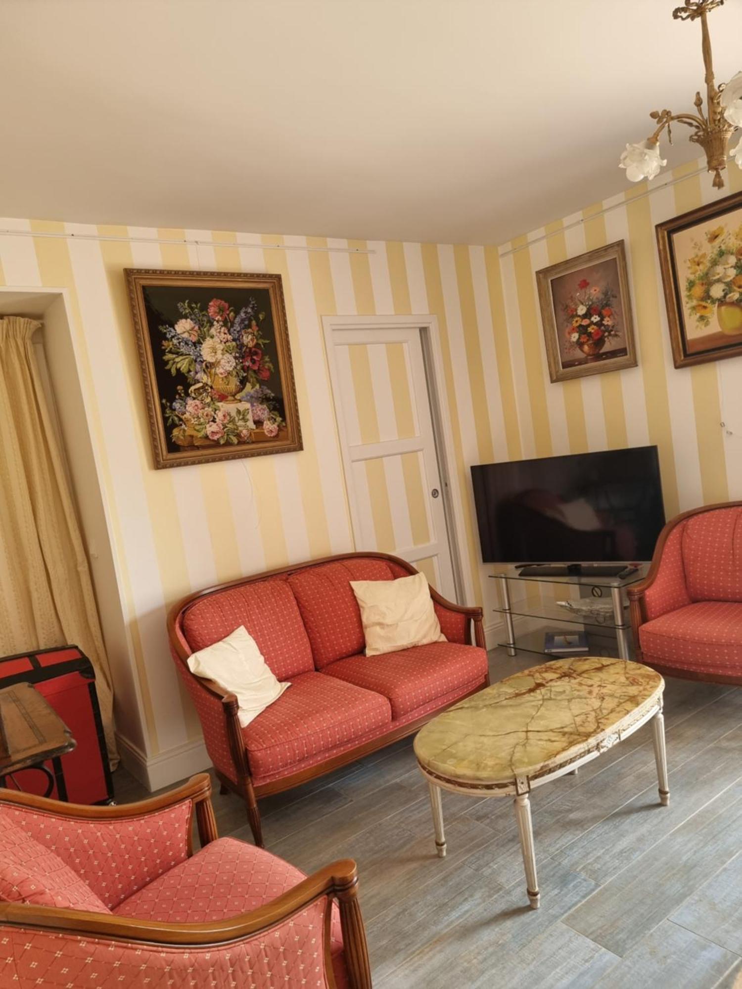 Bed and Breakfast Mas D'Azur Рокфор-ле-Пен Экстерьер фото