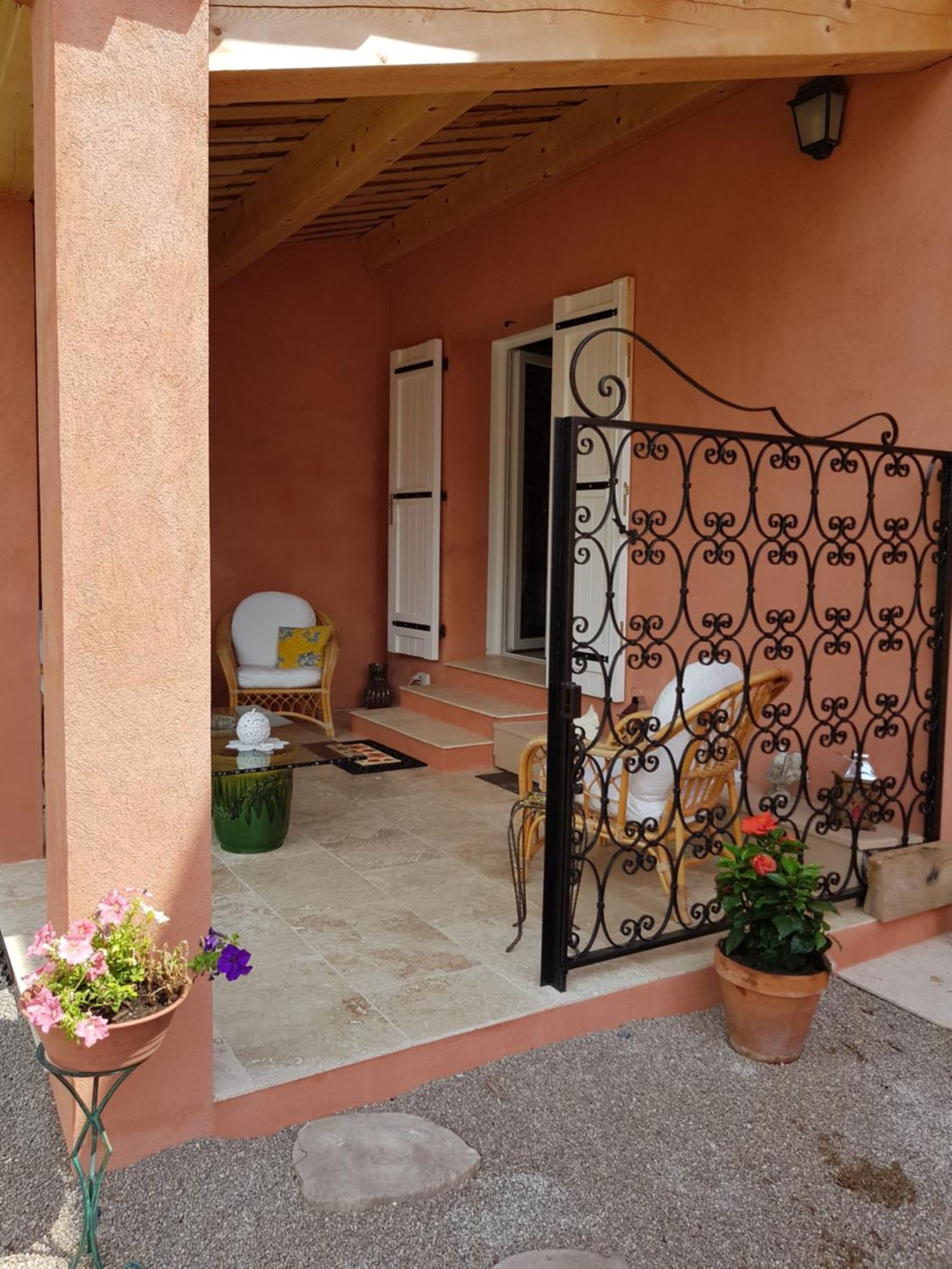 Bed and Breakfast Mas D'Azur Рокфор-ле-Пен Экстерьер фото